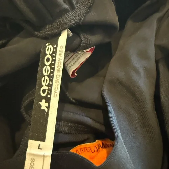 ASSOS Cycling Shorts - Picture 2 of 4